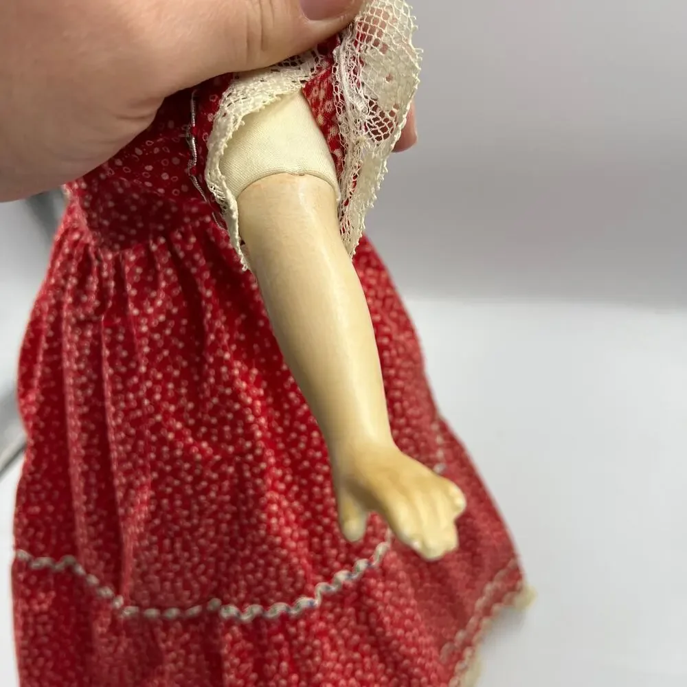 Vintage porcelain collectors